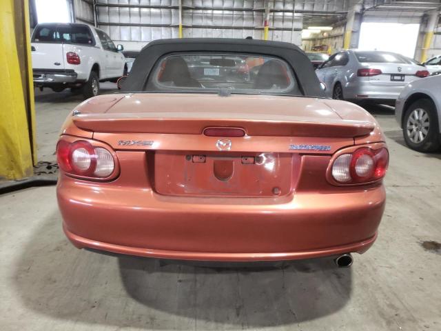 JM1NB354050411600 - 2005 MAZDA MX-5 MIATA SPEED ORANGE photo 6