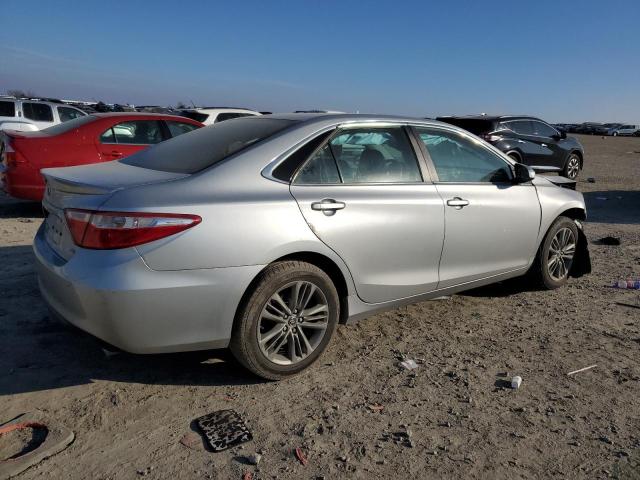 4T1BF1FK0FU974841 - 2015 TOYOTA CAMRY LE SILVER photo 3