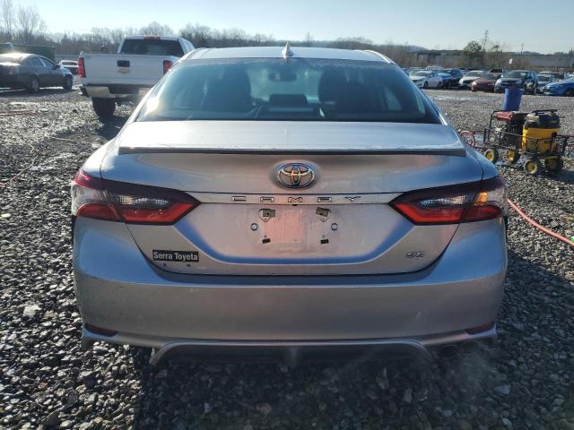 4T1T11AK8RU872721 - 2024 TOYOTA CAMRY SE NIGHT SHADE SILVER photo 6