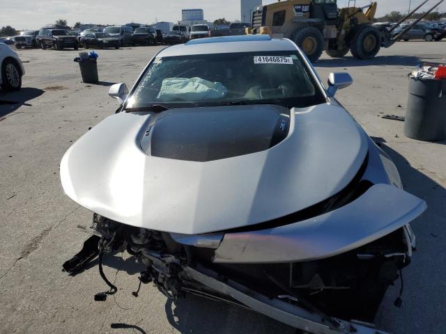 1G1FK1R65J0112577 - 2018 CHEVROLET CAMARO ZL1 银色 照片 5