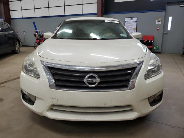 1N4AL3AP1FC209091 - 2015 NISSAN ALTIMA 2.5 WHITE photo 5