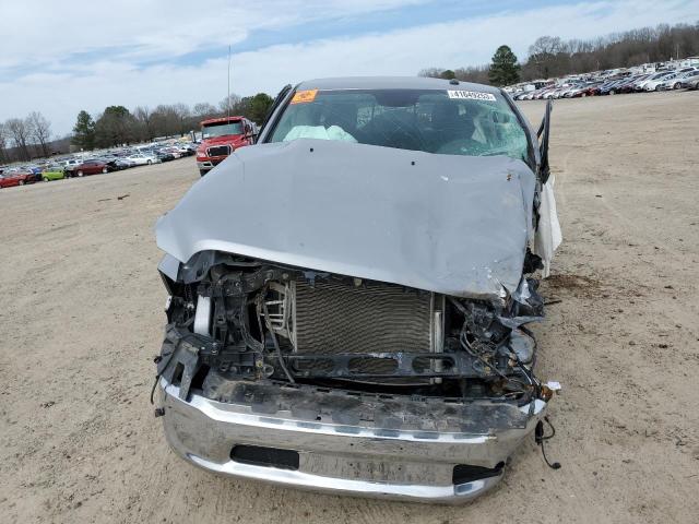 3C6RR7LT3KG720152 - 2019 RAM 1500 CLASS SLT ნაცრისფერი ფოტო 5