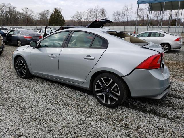 YV140MTL3J2451972 - 2018 VOLVO S60 DYNAMIC SILVER photo 2