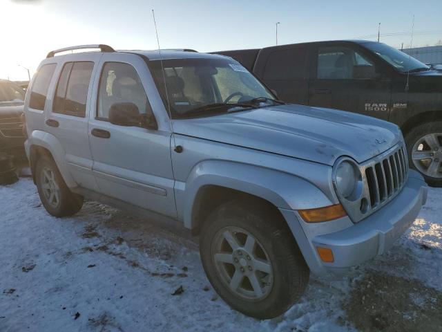 1J4GL58K25W619786 - 2005 JEEP LIBERTY LIMITED SILVER photo 4