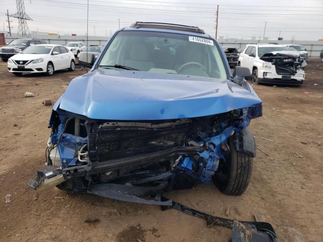 1FMCU9D74BKA72870 - 2011 FORD ESCAPE XLT BLUE photo 5