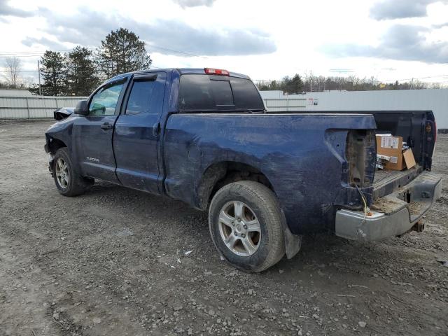 5TFUM5F10BX019533 - 2011 TOYOTA TUNDRA DOUBLE CAB SR5 BLUE photo 2