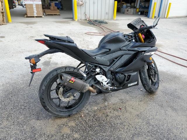 MH3RH18Y9KK002564 - 2019 YAMAHA YZFR3 A BLACK photo 4