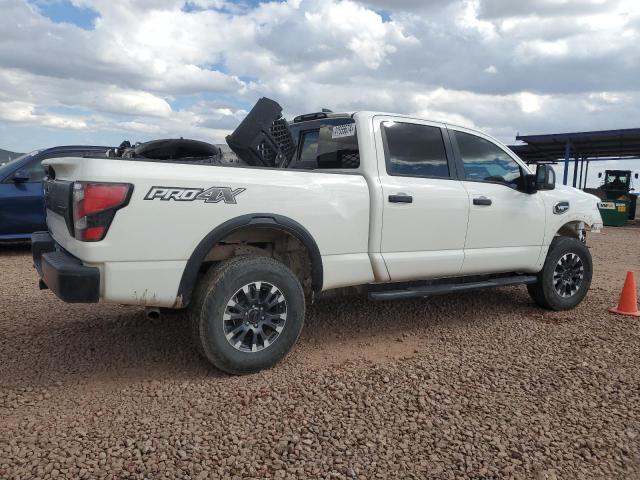 1N6AA1FB2NN100186 - 2022 NISSAN TITAN XD SV WHITE photo 3