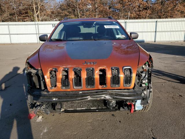 1C4PJMBS5GW149562 - 2016 JEEP CHEROKEE TRAILHAWK ORANGE photo 5