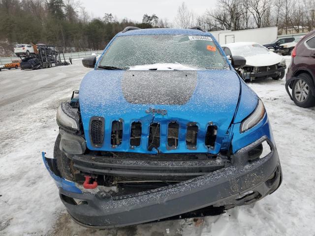1C4PJMBX5JD548695 - 2018 JEEP CHEROKEE TRAILHAWK BLUE photo 5