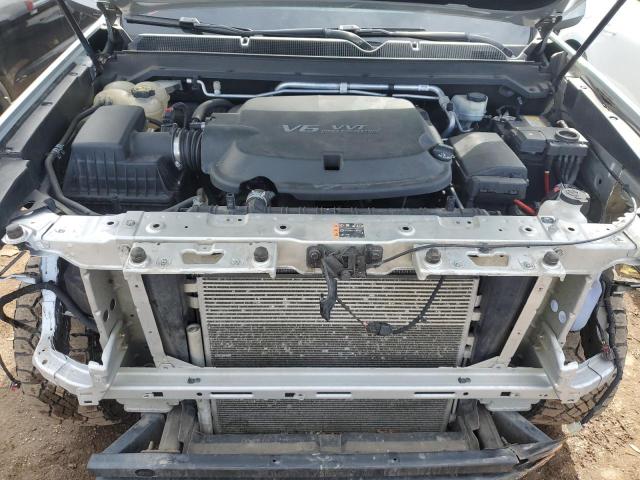 1GCGTEEN5H1254509 - 2017 CHEVROLET COLORADO ZR2 SILVER photo 11