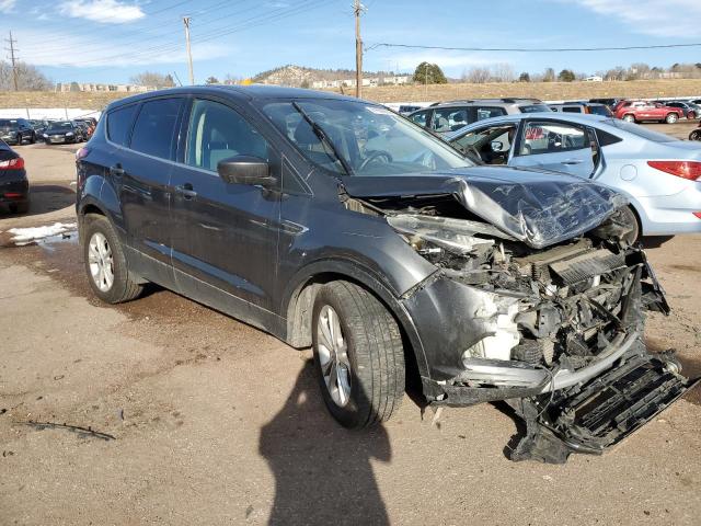 1FMCU9G90HUA51248 - 2017 FORD ESCAPE SE GRAY photo 4