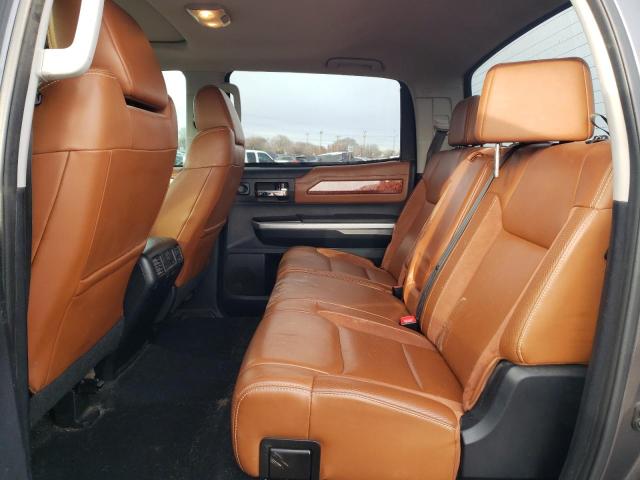 5TFAY5F14EX328076 - 2014 TOYOTA TUNDRA CREWMAX PLATINUM Grau Foto 10