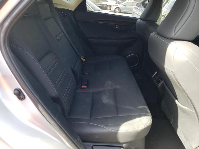 JTJYARBZ9J2095953 - 2018 LEXUS NX 300 BASE Srebrny zdjęcie 10