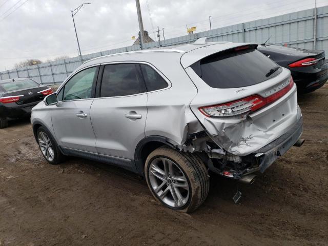 5LMCJ3D95HUL51780 - 2017 LINCOLN MKC RESERVE SILVER photo 2