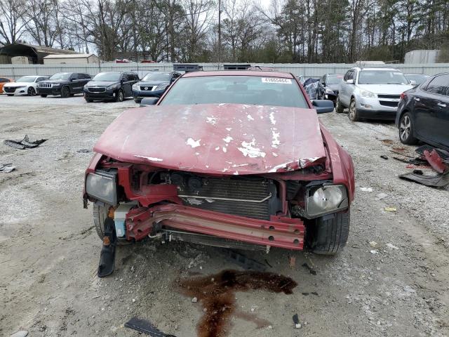 1ZVFT80N665107820 - 2006 FORD MUSTANG RED photo 5