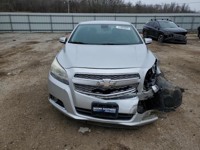 1G11H5SA5DF310723 - 2013 CHEVROLET MALIBU LTZ 银色 照片 5