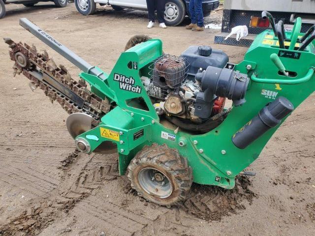 CMWC14XXKG0000008 - 2016 DITCH WITCH OTHER GREEN photo 3