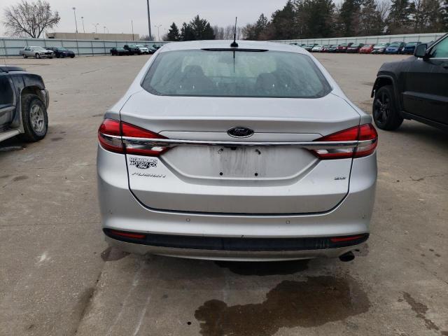 3FA6P0H72JR146060 - 2018 FORD FUSION SE SILVER photo 6