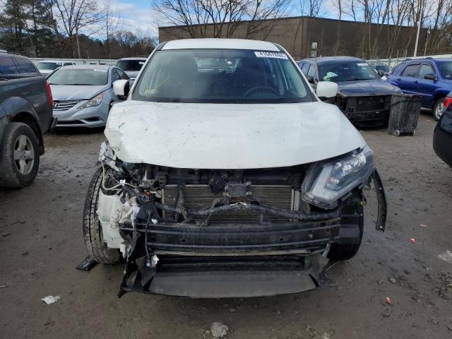 KNMAT2MV7JP551984 - 2018 NISSAN ROGUE S WHITE photo 5