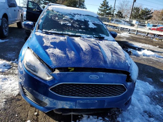 1FADP3F26JL312417 - 2018 FORD FOCUS SE BLUE photo 5