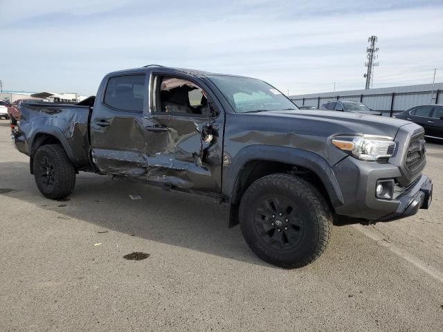 3TMDZ5BNXHM017832 - 2017 TOYOTA TACOMA DOUBLE CAB 灰色 照片 4