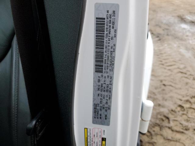 1C4BJWEG4JL910698 - 2018 JEEP WRANGLER U SAHARA WHITE photo 12