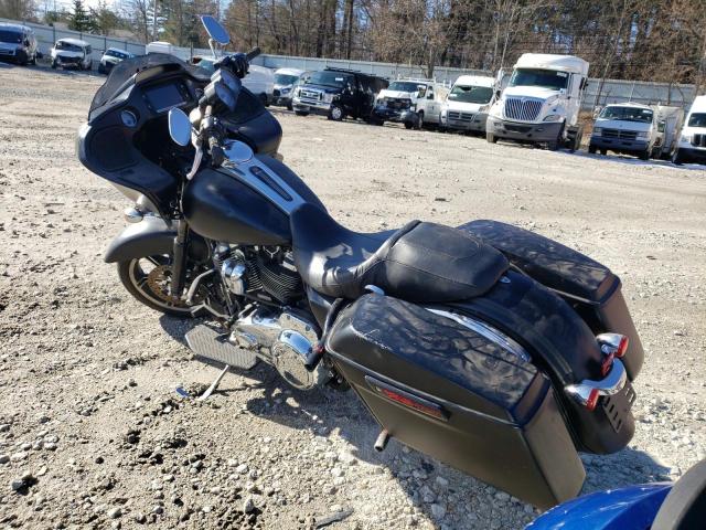 1HD1KHC14JB664257 - 2018 HARLEY-DAVIDSON FLTRX ROAD GLIDE BLACK photo 3