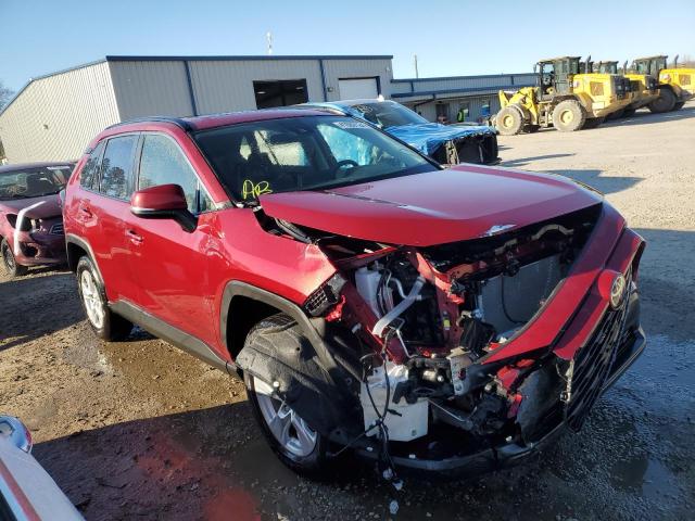 JTMW1RFV0KJ012466 - 2019 TOYOTA RAV4 XLE RED photo 4