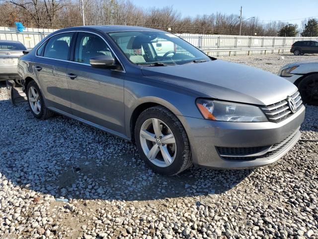 1VWBN7A32DC107922 - 2013 VOLKSWAGEN PASSAT SE GRAY photo 4