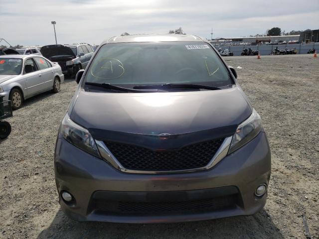 5TDXK3DC4BS031279 - 2011 TOYOTA SIENNA SPORT GRAY photo 5