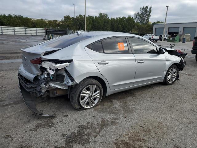 KMHD84LF1LU084520 - 2020 HYUNDAI ELANTRA SEL SILVER photo 3