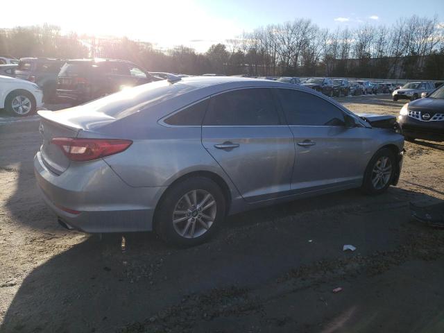 5NPE24AF6HH519384 - 2017 HYUNDAI SONATA SE SILVER photo 3