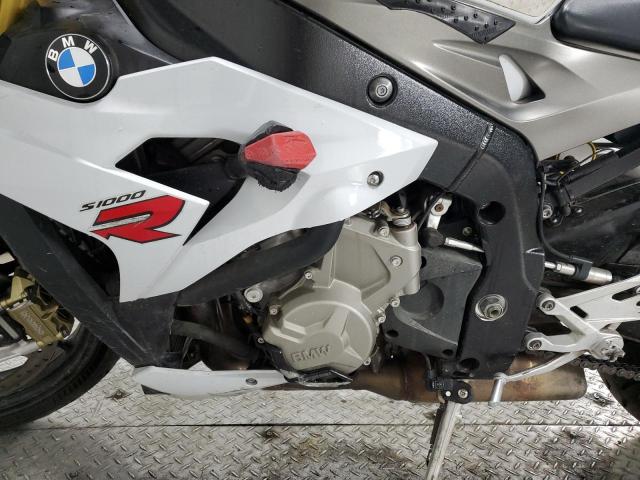 WB10D1208FZ199730 - 2015 BMW S 1000 R WHITE photo 6