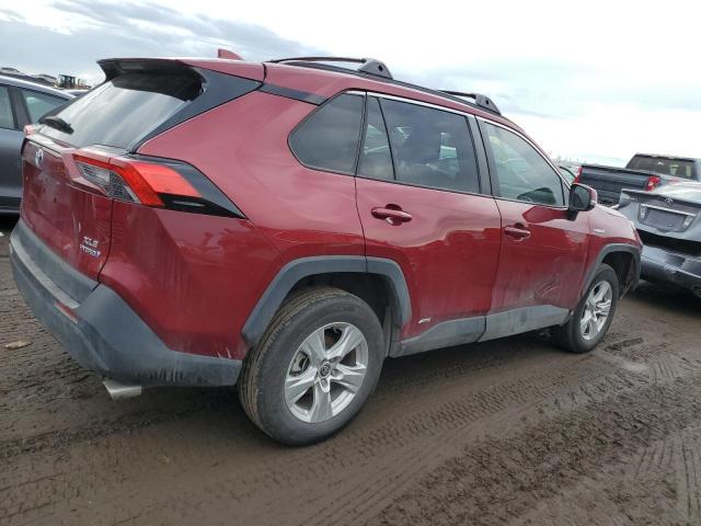 4T3RWRFV0MU021686 - 2021 TOYOTA RAV4 XLE RED photo 3