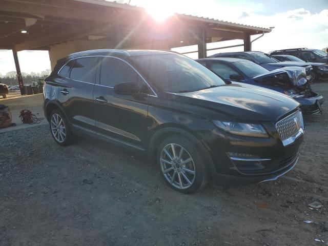5LMCJ3C97KUL18255 - 2019 LINCOLN MKC RESERVE შავი ფოტო 4