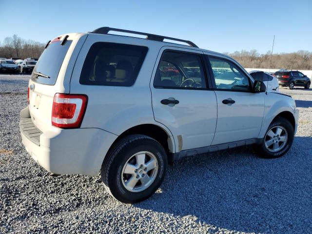 1FMCU9D74BKB37068 - 2011 FORD ESCAPE XLT WHITE photo 3