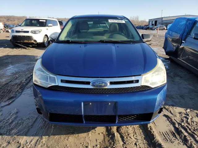 1FAHP34N68W245325 - 2008 FORD FOCUS S/SE BLUE photo 5