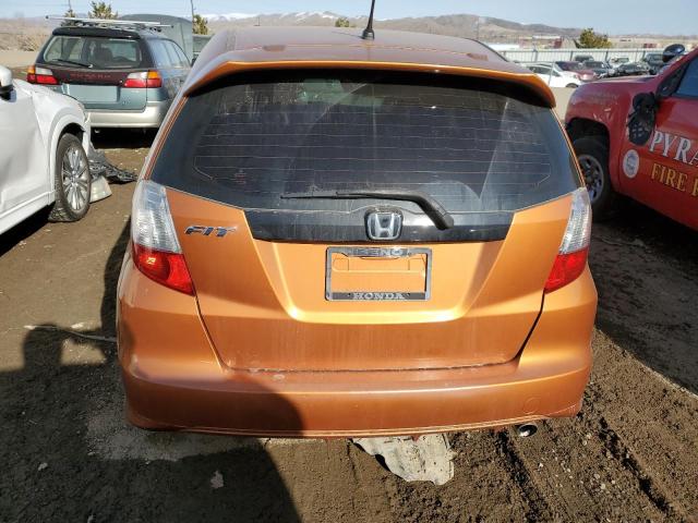 JHMGE8H46AS021560 - 2010 HONDA FIT SPORT ORANGE photo 6