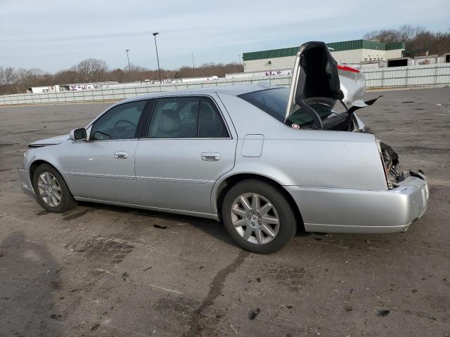 1G6KH5E60BU146747 - 2011 CADILLAC DTS PREMIUM COLLECTION SILVER photo 2