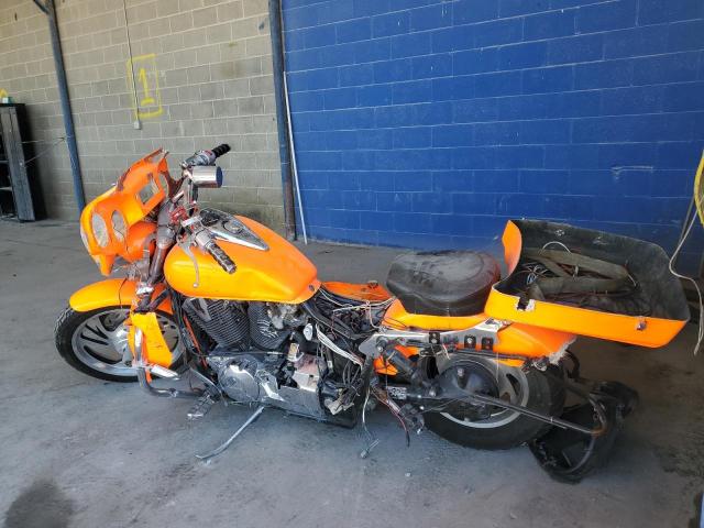 1HFSC55047A307140 - 2007 HONDA VTX1300 C ORANGE photo 3