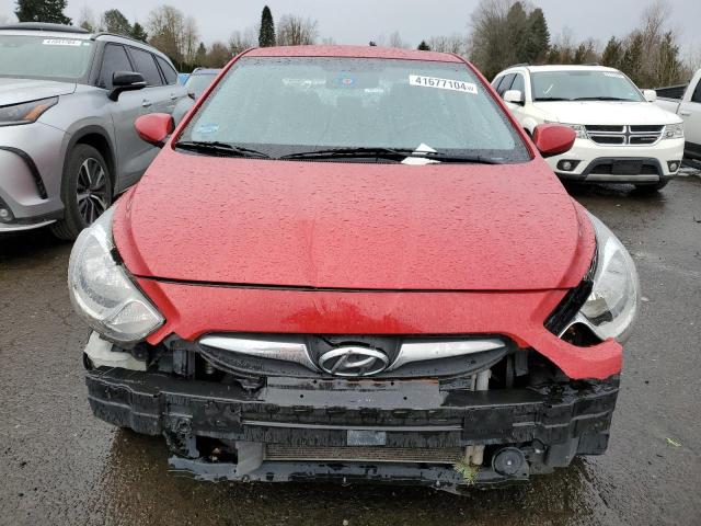 KMHCT4AE1DU511085 - 2013 HYUNDAI ACCENT GLS RED photo 5