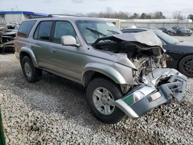 JT3GN86R320219854 - 2002 TOYOTA 4RUNNER SR5 SILVER photo 4