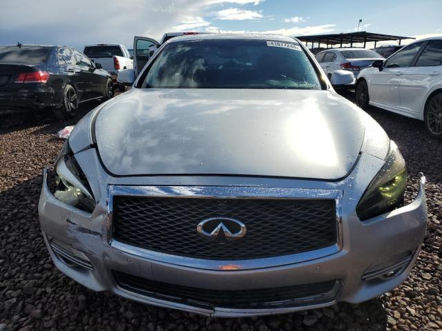 JN1BY1AP3HM741074 - 2017 INFINITI Q70 3.7 SILVER photo 5