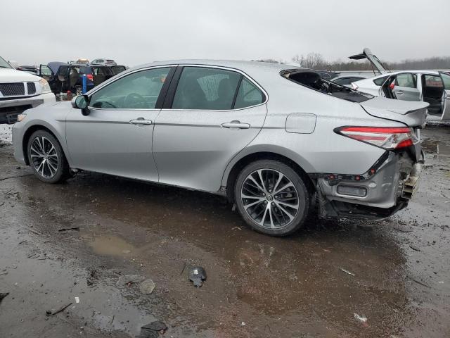 4T1B11HK5KU697089 - 2019 TOYOTA CAMRY L GRAY photo 2