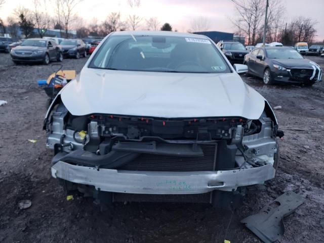 1G11F5SL6FF323717 - 2015 CHEVROLET MALIBU LTZ ვერცხლისფერი ფოტო 5