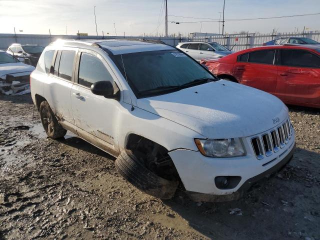 1J4NF1FB7BD154584 - 2011 JEEP COMPASS SPORT WHITE photo 4