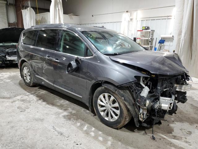 2C4RC1BG7JR280375 - 2018 CHRYSLER PACIFICA TOURING L GRAY photo 4