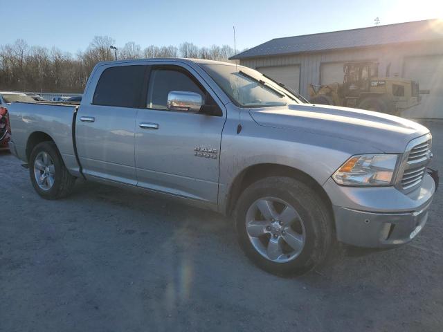 1C6RR7LGXJS253385 - 2018 RAM 1500 SLT SILVER photo 4