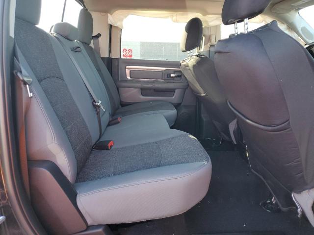 3C6UR5DL2JG328274 - 2018 RAM 2500 SLT შავი ფოტო 10